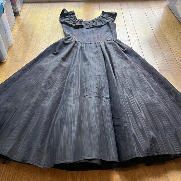 GUNNE SAX By Jessica McClintock Size 9 Black Gothic Ruffle Trim Vintage Dress - Picture 16 of 16